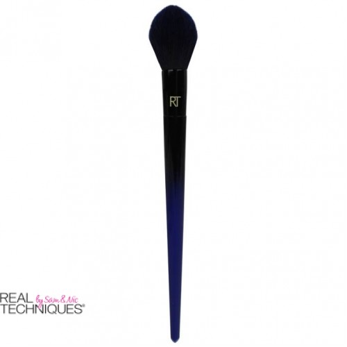 Meka četkica za završnicu REAL TECHNIQUES PowderBleu™